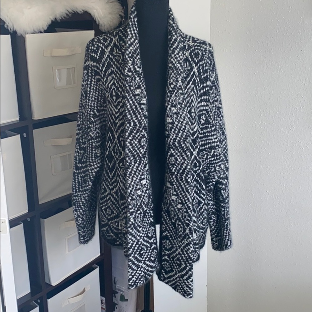 BILLABONG SWEATER